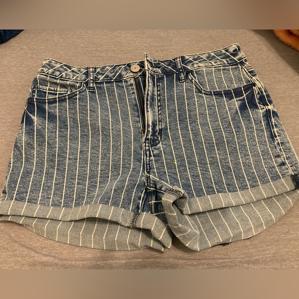 Brand new, worn once